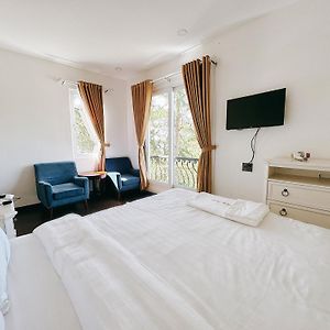 Queen Room Balcony